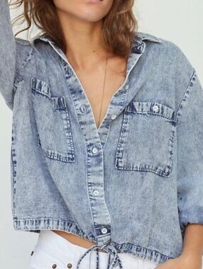 Anthropologie Cloth & Stone Acid Wash Denim Shirt Jacket - Blue